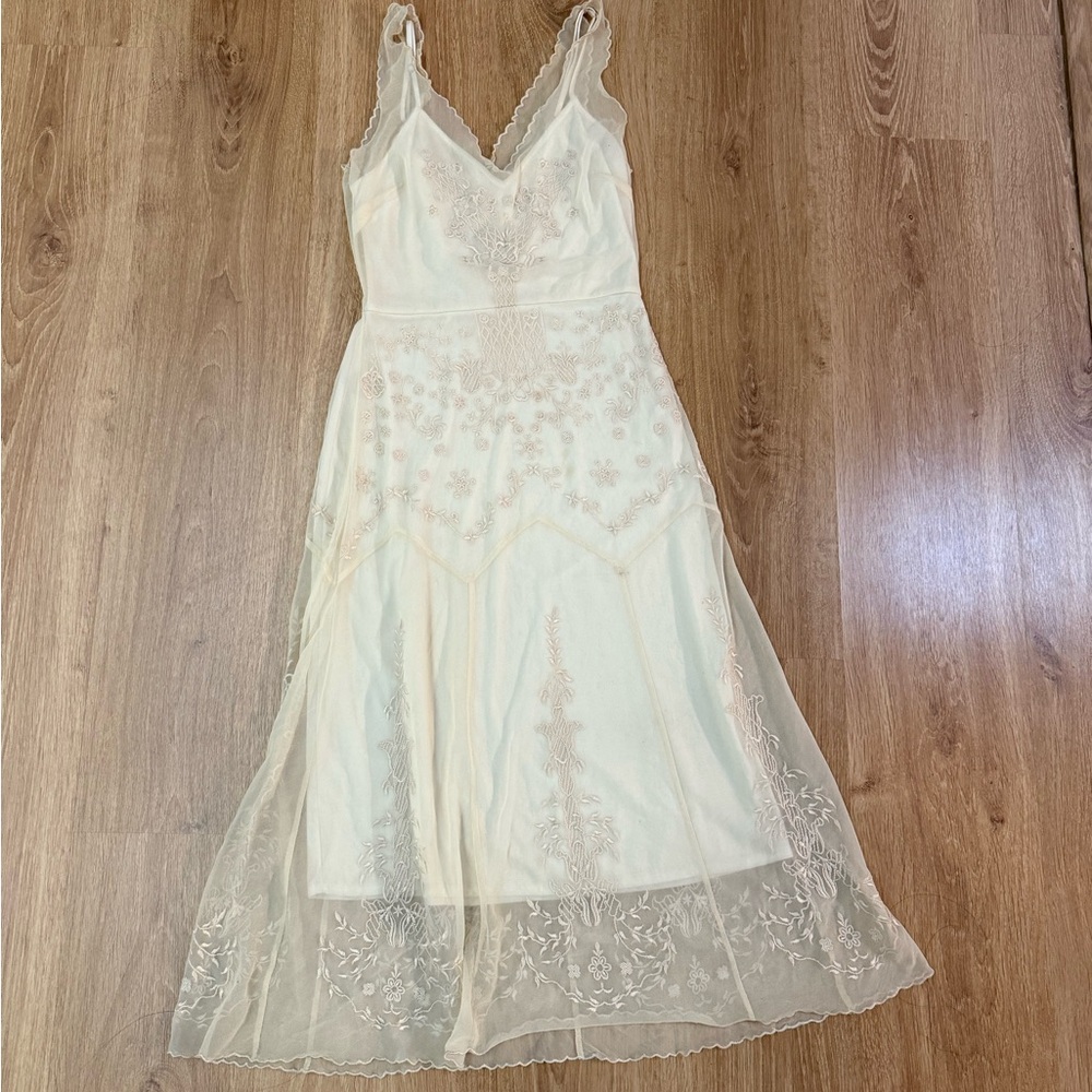 BCBGMaxAzria Cream Embroidered Midi Dress